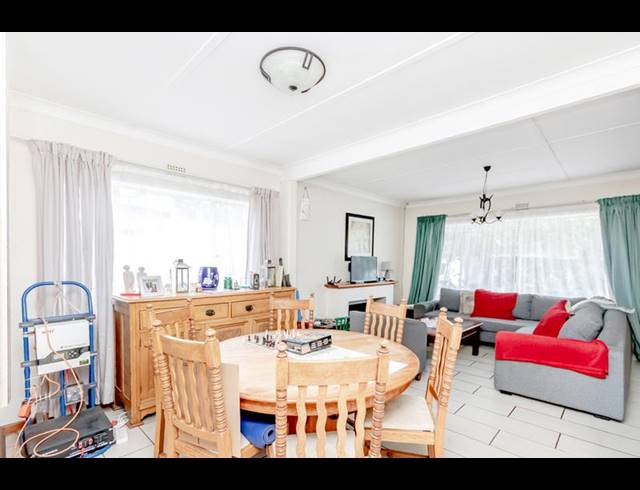 3 BEDROOM PROPERTY TO RENT IN BORDEAUX